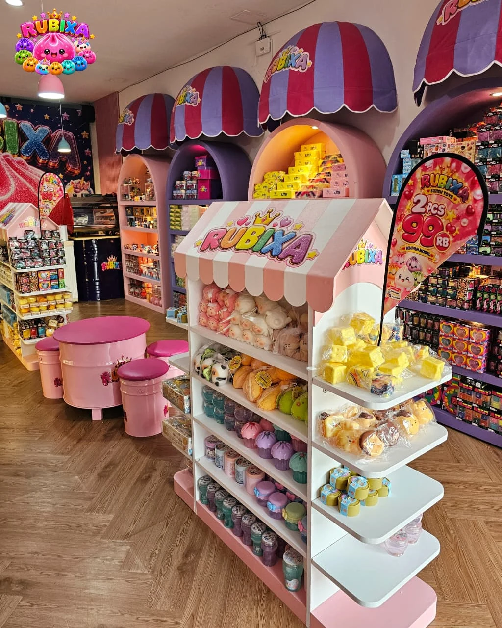 Rubixa Interior Store – Display Rak Estetik & Lounge
